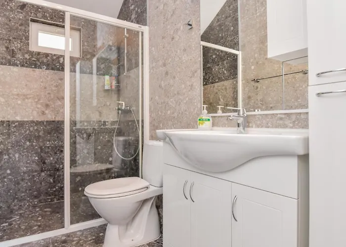 Willa Mint - By Guide Split